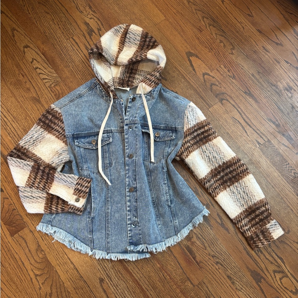 THREE BIRDS NEST Denim Jacket with Plaid Sleeves